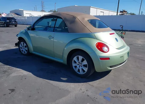 2009 Volkswagen New Beetle 2.5L from USA, damaged, VIN 3VWRF31Y19M409188